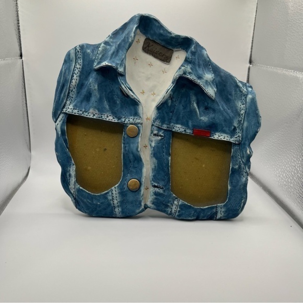 3/25$(Mix) Blue Denim Jacket Shaped Picture Frame Decor